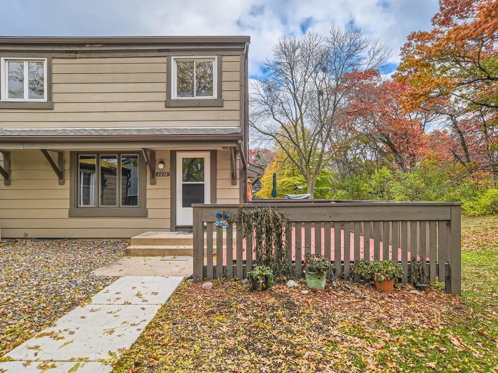 View of Residential at 4814 Grenwich Way, Oakdale MN 55128, Oakdale - Mike Wilen | Minnesota Team Real Estate