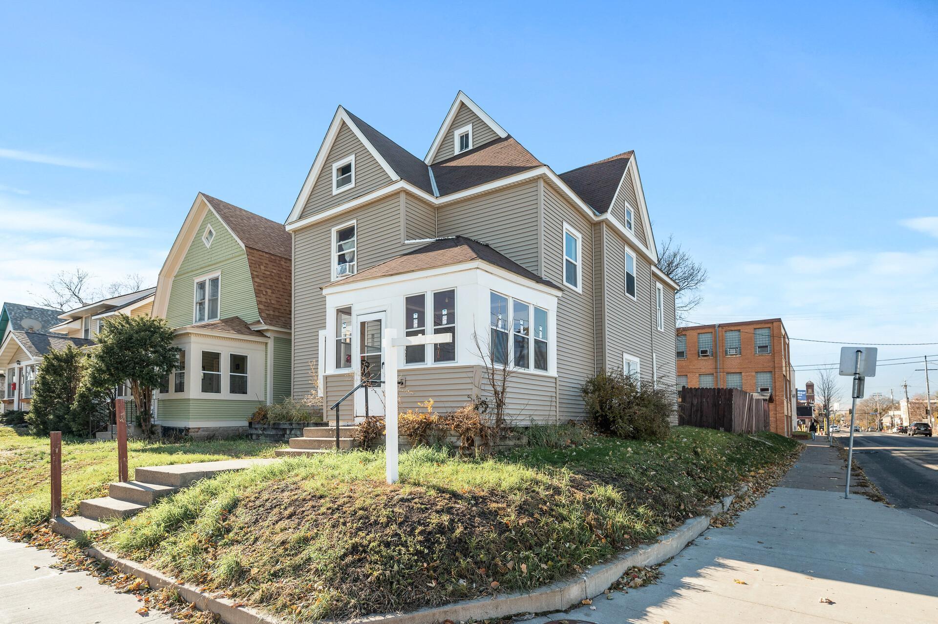 View of Residential Income at 3800 Stevens Avenue, Minneapolis MN 55409, Minneapolis - Mike Wilen | Minnesota Team Real Estate