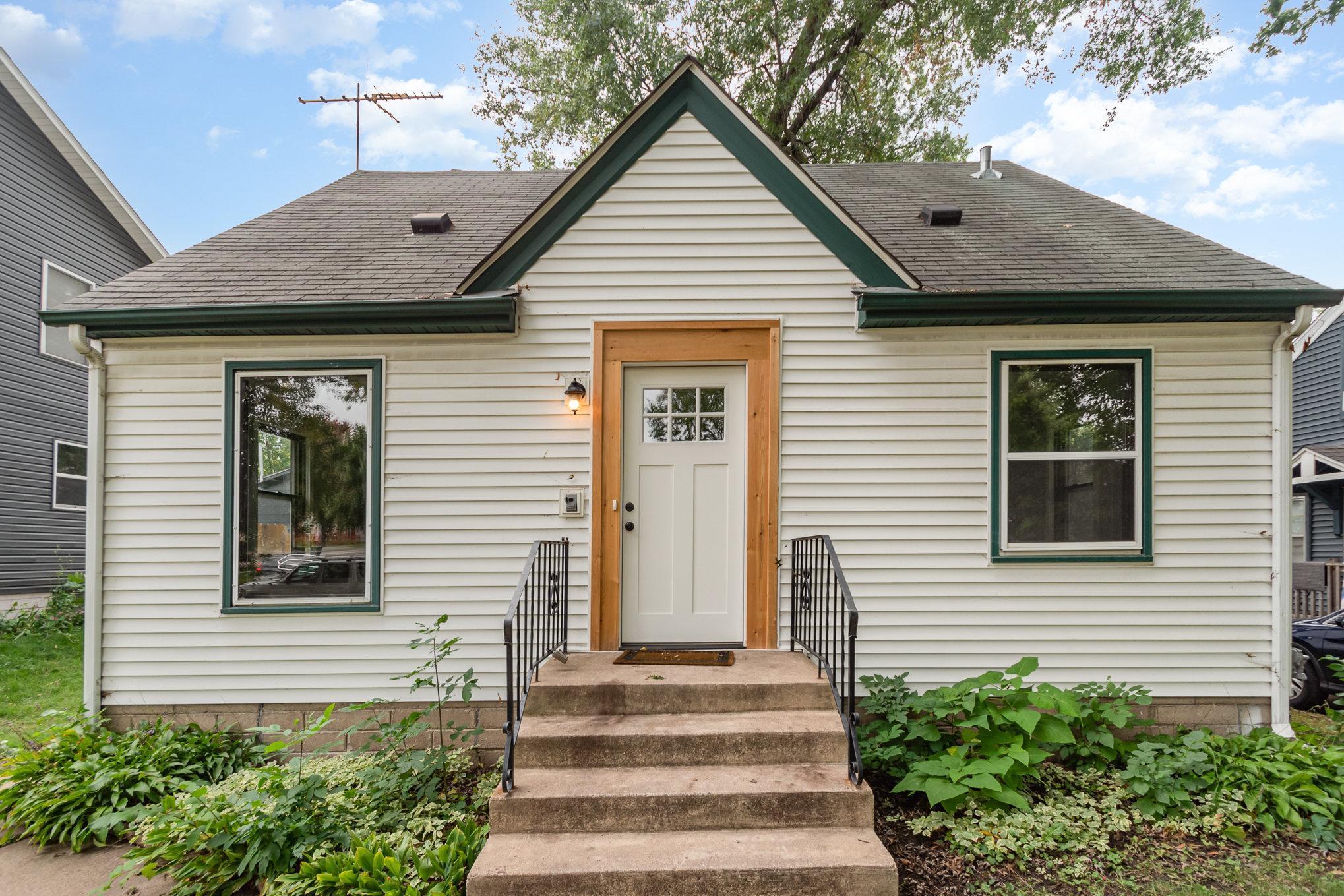 View of Residential at 2550 4th Avenue, North Saint Paul MN 55109, North Saint Paul - Mike Wilen | Minnesota Team Real Estate