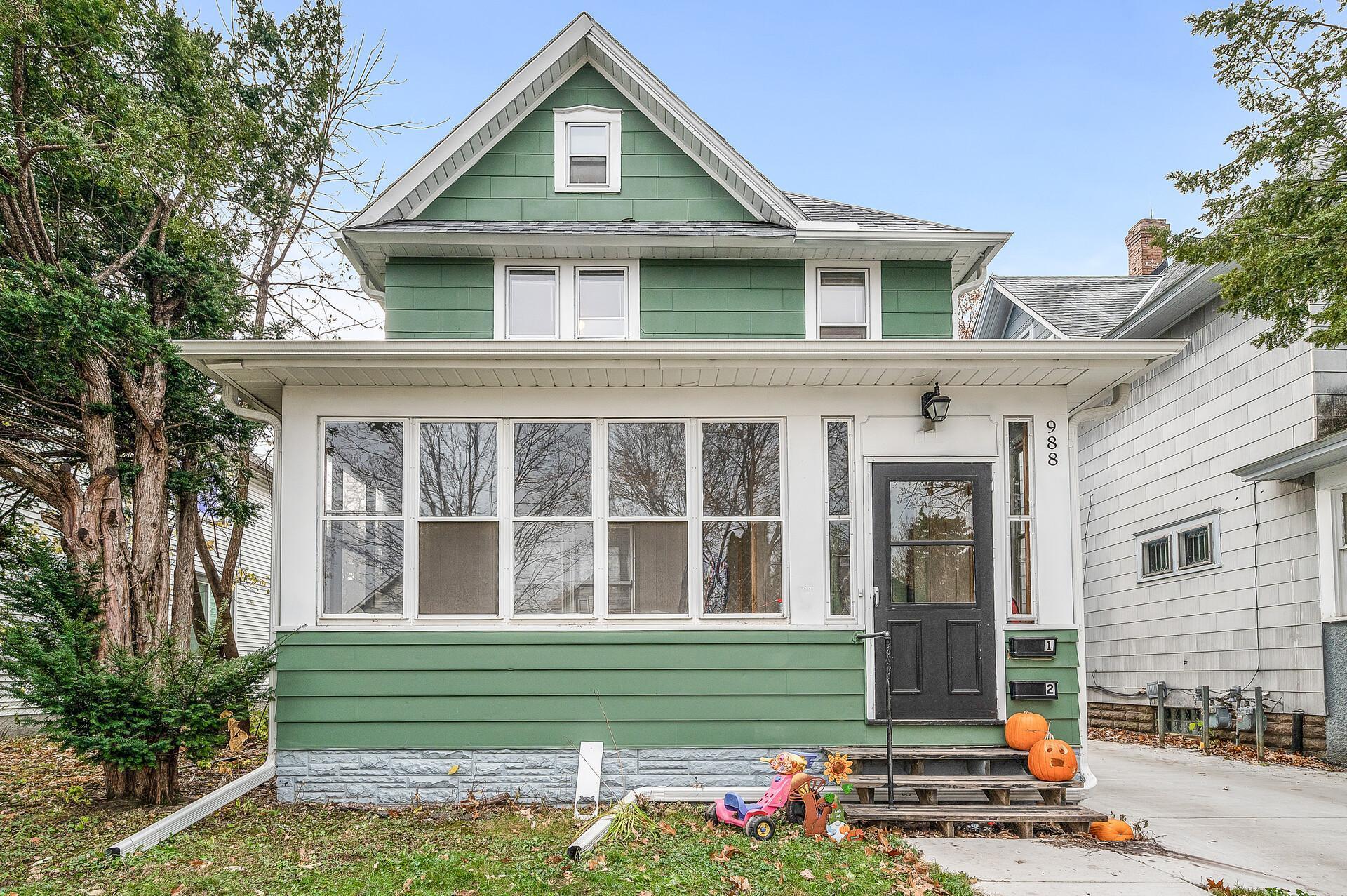 View of Residential Income at 988 Margaret Street, Saint Paul MN 55106, Saint Paul - Mike Wilen | Minnesota Team Real Estate