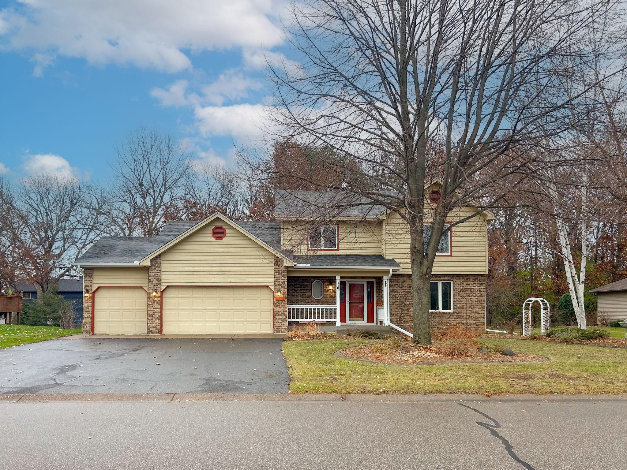 View of Residential at 4813 Hillvale Avenue, Oakdale MN 55128, Oakdale - Mike Wilen | Minnesota Team Real Estate