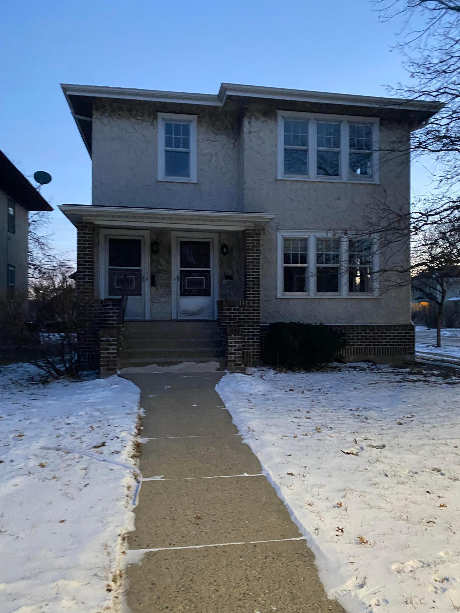 View of Residential Income at 1900 Como Avenue, Minneapolis MN 55414, Minneapolis - Mike Wilen | Minnesota Team Real Estate