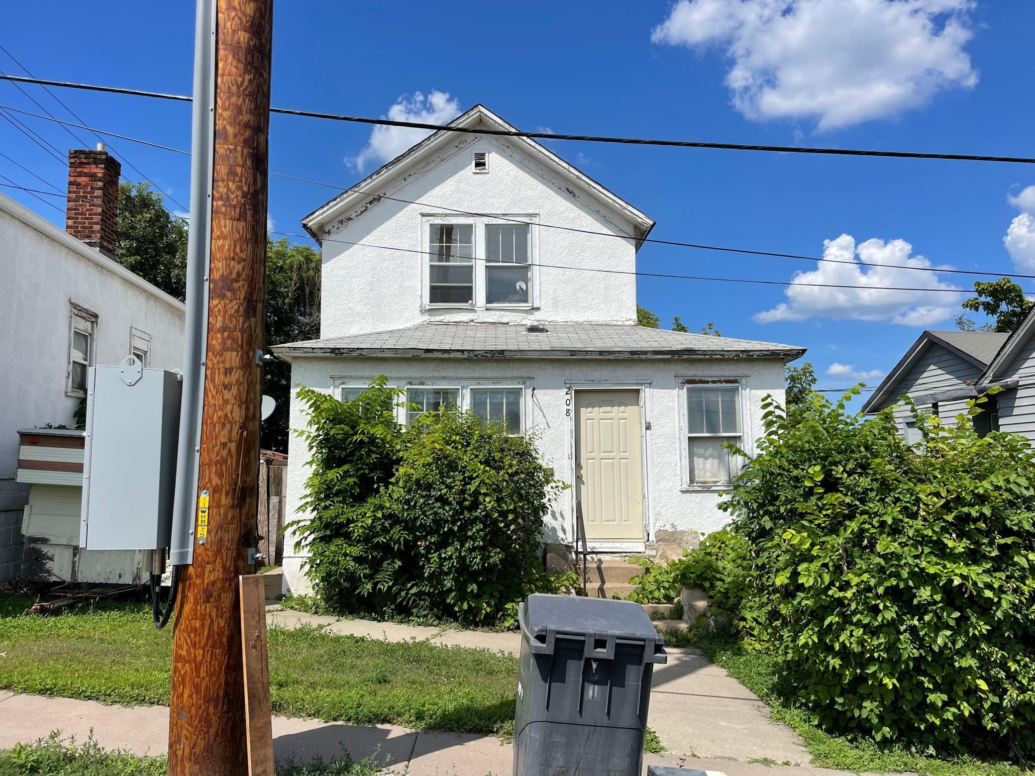 View of Residential Income at 208 34th Avenue, Minneapolis MN 55412, Minneapolis - Mike Wilen | Minnesota Team Real Estate