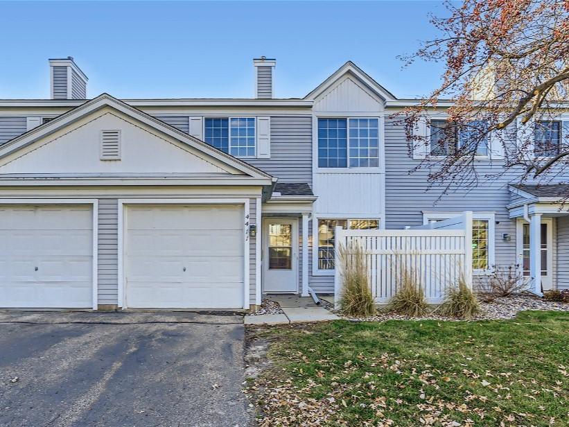 View of Residential at 4411 Naper Bay #94, Eagan MN 55122, Eagan - Mike Wilen | Minnesota Team Real Estate
