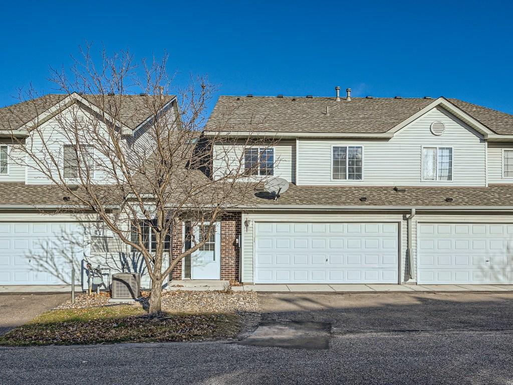 View of Residential at 3586 Genevieve Avenue, Oakdale MN 55128, Oakdale - Mike Wilen | Minnesota Team Real Estate