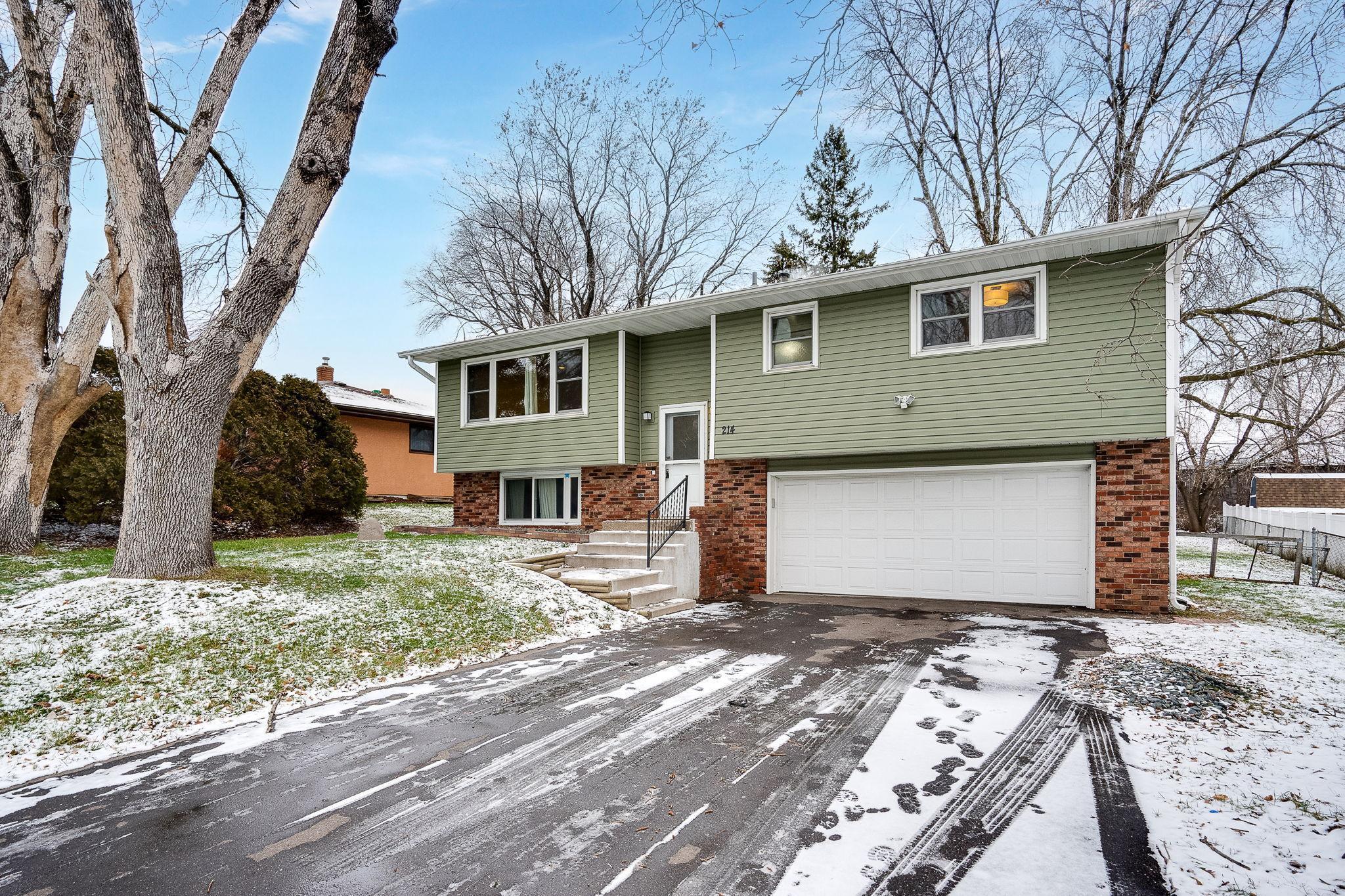 View of Residential at 214 Ferndale Street, Maplewood MN 55119, Maplewood - Mike Wilen | Minnesota Team Real Estate
