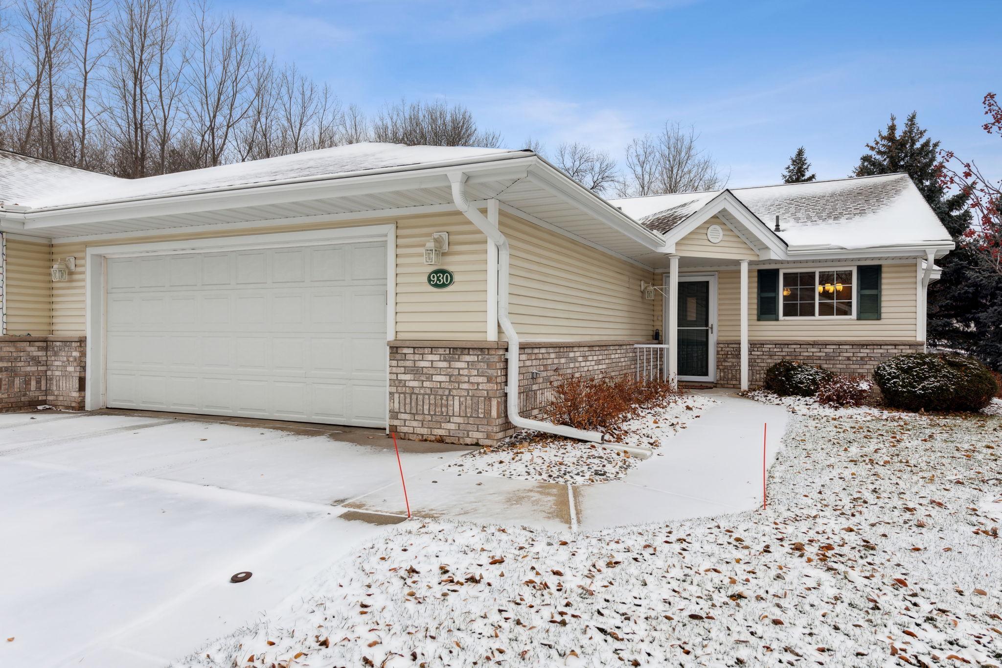 View of Residential at 930 Woodland Drive, Mahtomedi MN 55115, Mahtomedi - Mike Wilen | Minnesota Team Real Estate
