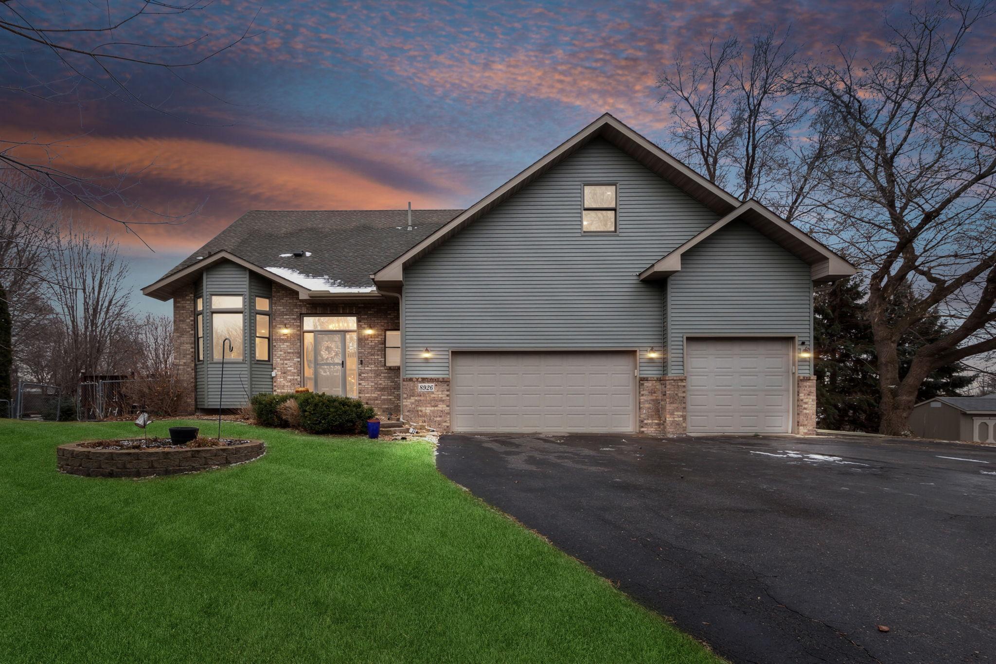 View of Residential at 8926 Dallas Lane, Maple Grove MN 55369, Maple Grove - Mike Wilen | Minnesota Team Real Estate