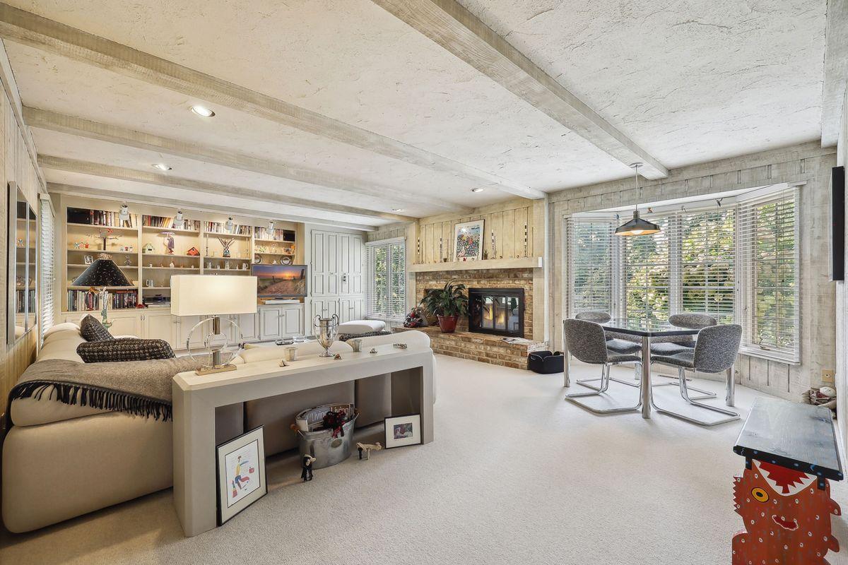 View of Residential at 14519 Rocksborough Road, Minnetonka MN 55345, Minnetonka - Mike Wilen | Minnesota Team Real Estate