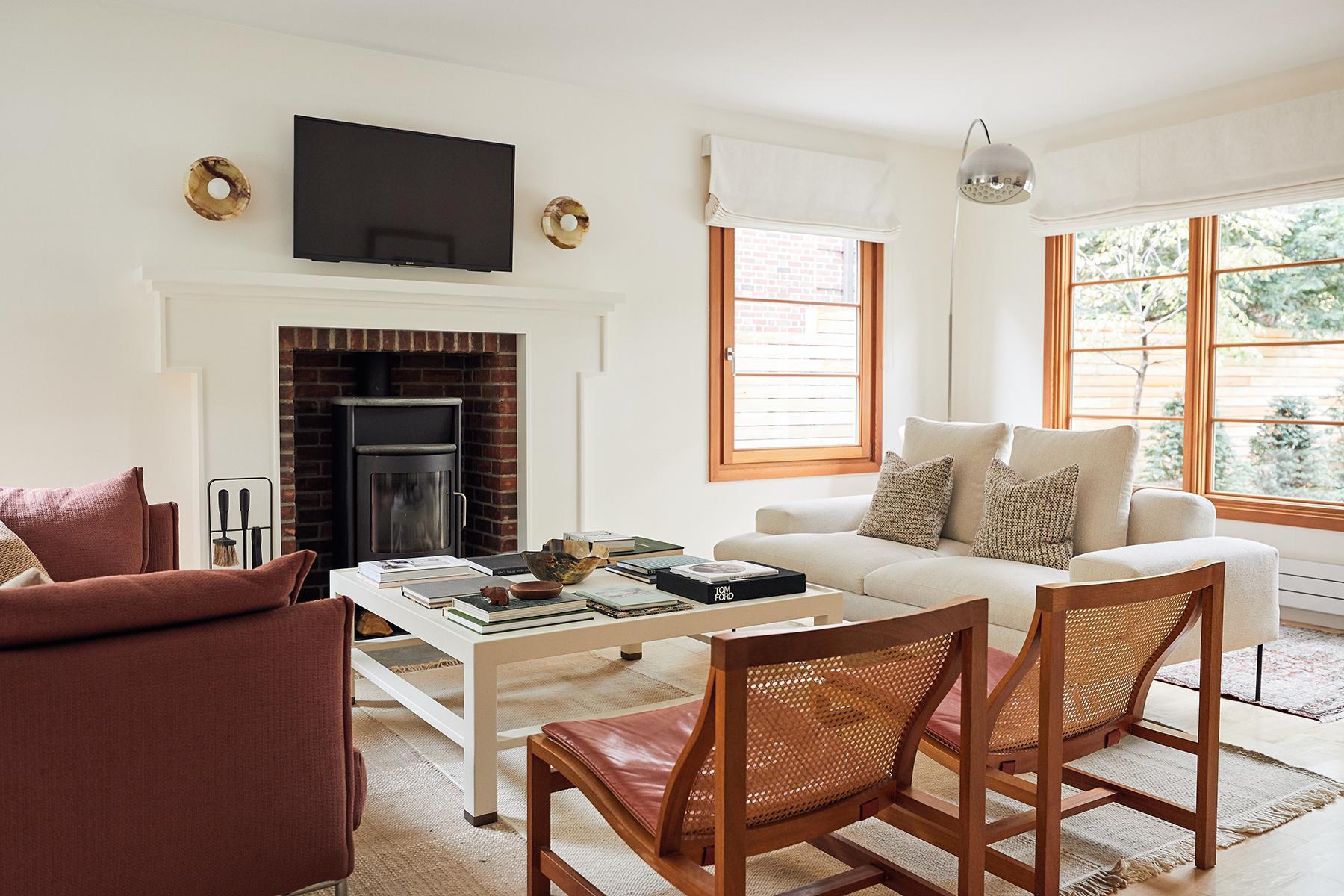 View of Residential at 2120 Kenwood Parkway, Minneapolis MN 55405, Minneapolis - Mike Wilen | Minnesota Team Real Estate