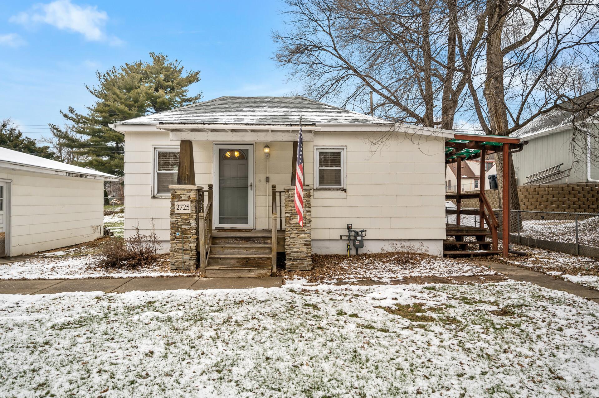 View of Residential at 2725 6th Avenue, North Saint Paul MN 55109, North Saint Paul - Mike Wilen | Minnesota Team Real Estate