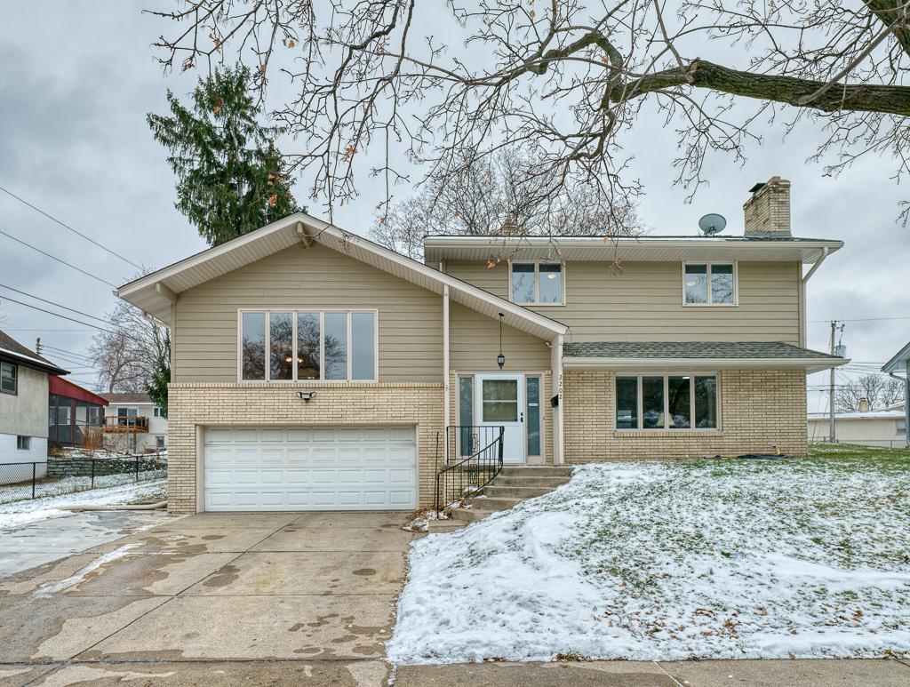View of Residential at 2202 Edgebrook Avenue, Saint Paul MN 55119, Saint Paul - Mike Wilen | Minnesota Team Real Estate