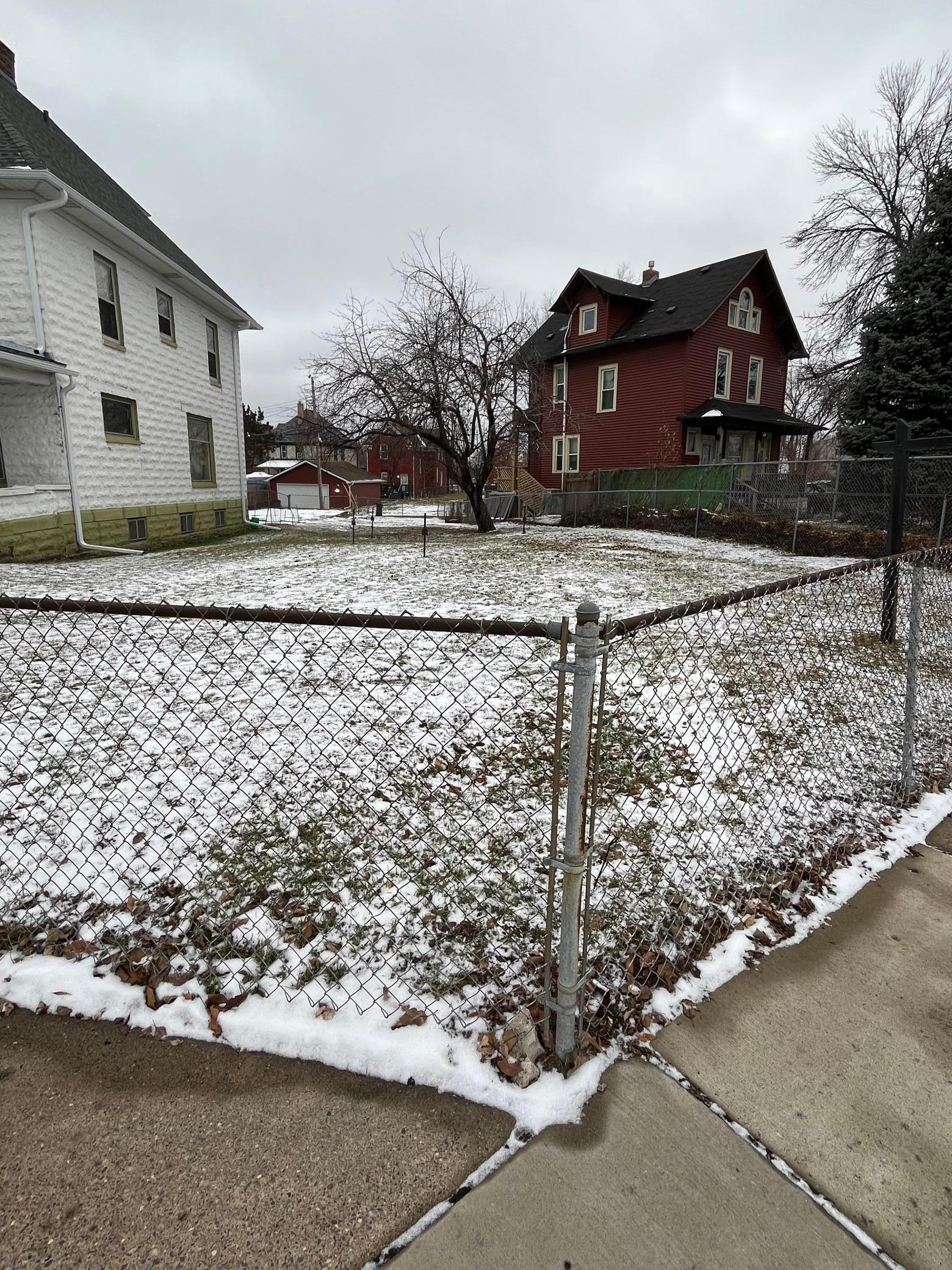 View of Land at 352 Como Avenue, Saint Paul MN 55103, Saint Paul (5 of 7) - Mike Wilen | Minnesota Team Real Estate