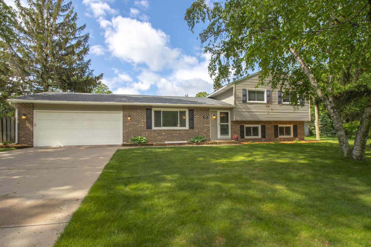 View of Residential at 3155 Walnut Grove Lane, Plymouth MN 55447, Plymouth - Mike Wilen | Minnesota Team Real Estate