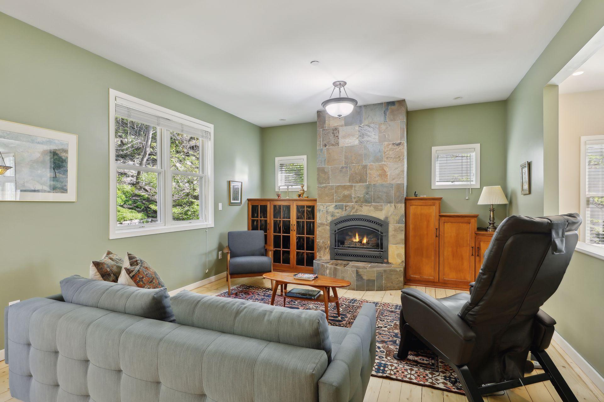 View of Residential at 283 Irvine Avenue, Saint Paul MN 55102, Saint Paul - Mike Wilen | Minnesota Team Real Estate