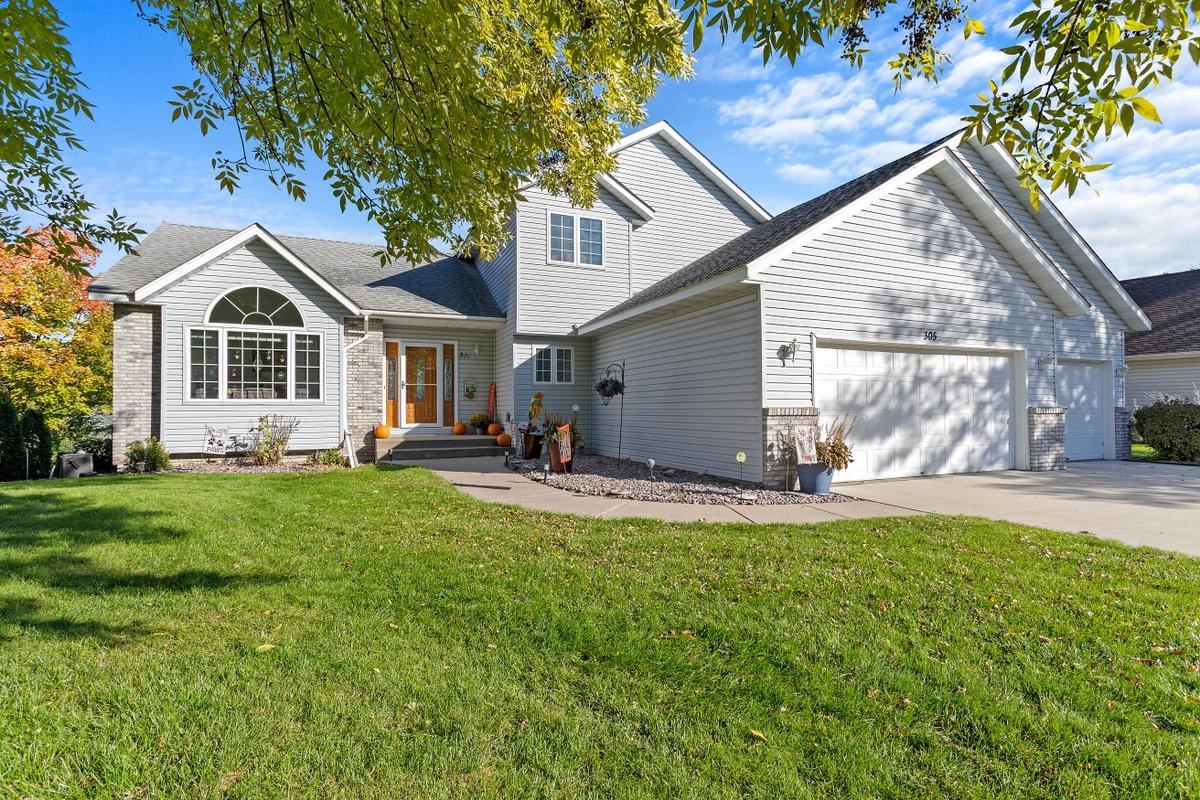 View of Residential at 305 18th Street, Buffalo MN 55313, Buffalo - Mike Wilen | Minnesota Team Real Estate