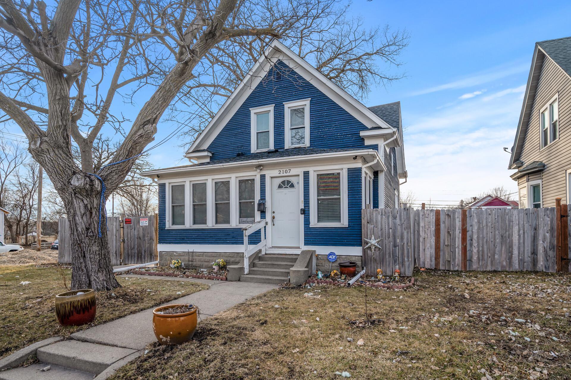 View of Residential at 2107 Penn Avenue, Minneapolis MN 55411, Minneapolis - Mike Wilen | Minnesota Team Real Estate