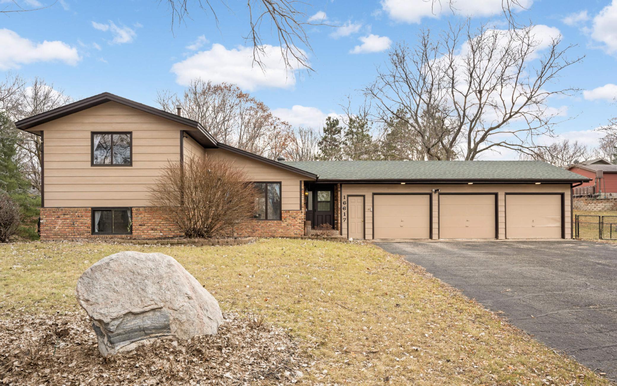 View of Residential at 16617 Creekside Circle, Prior Lake MN 55372, Prior Lake - Mike Wilen | Minnesota Team Real Estate