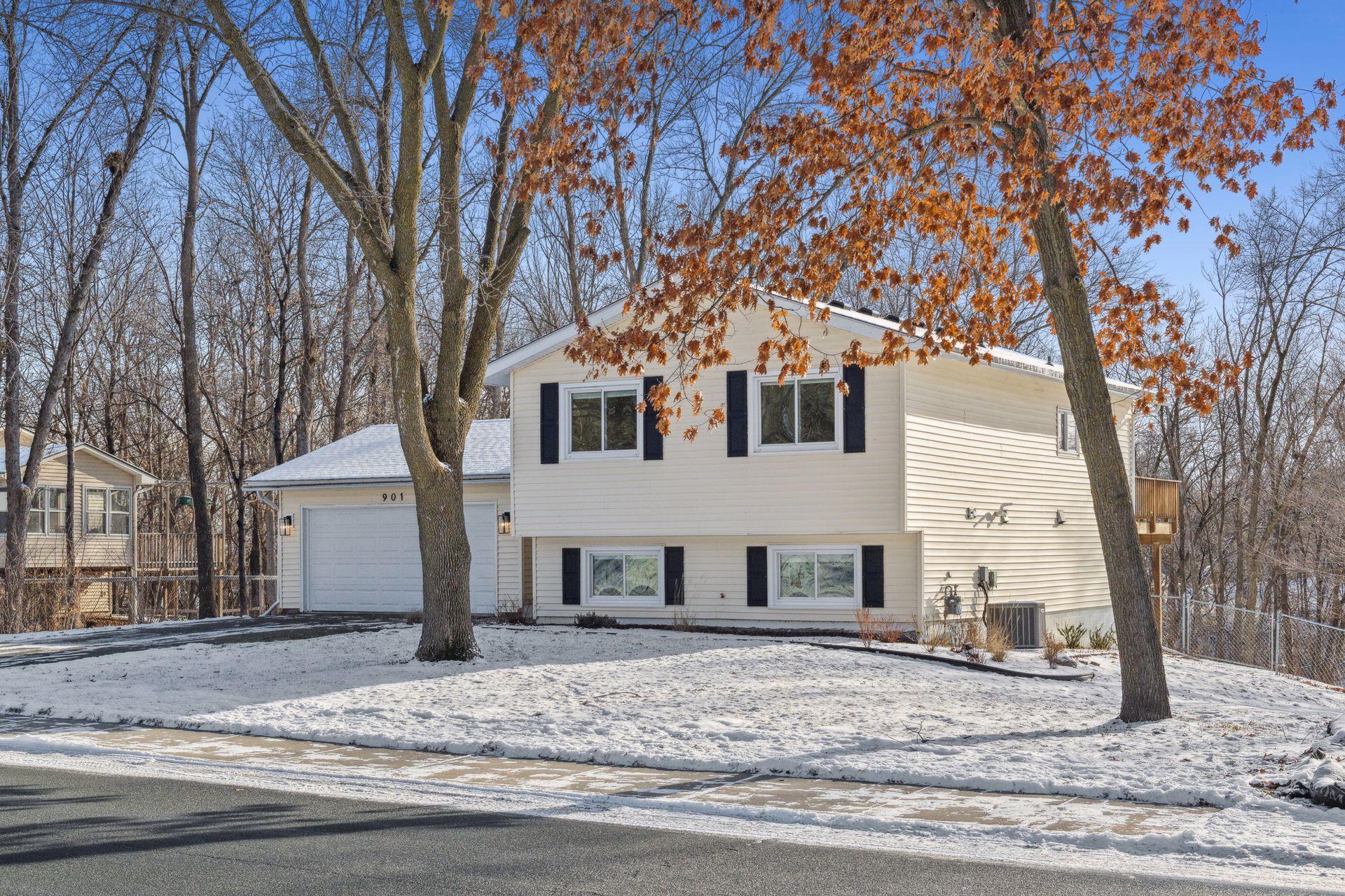View of Residential at 901 Carver Beach Road, Chanhassen MN 55317, Chanhassen - Mike Wilen | Minnesota Team Real Estate