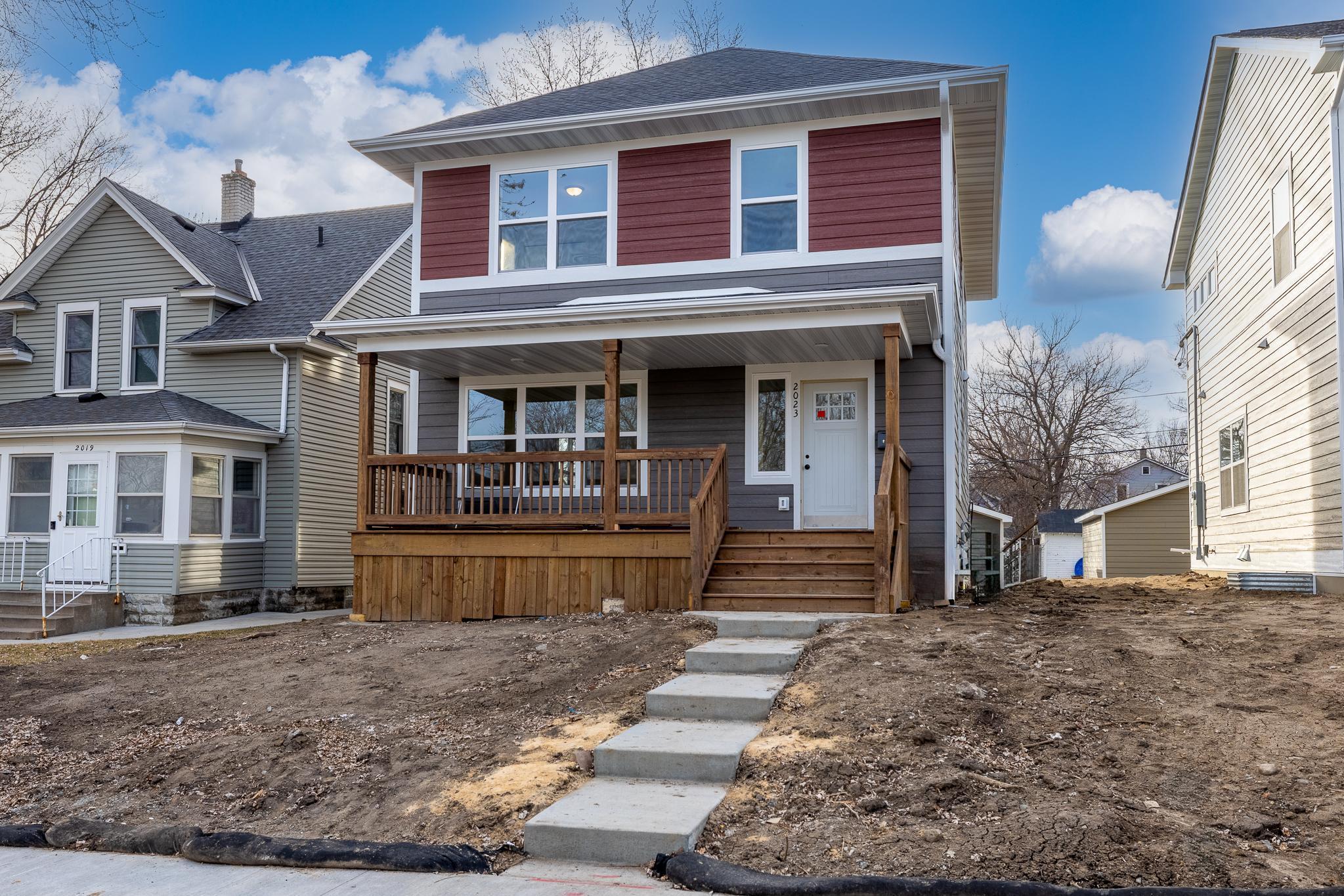 View of Residential at 2023 Queen Avenue, Minneapolis MN 55411, Minneapolis - Mike Wilen | Minnesota Team Real Estate