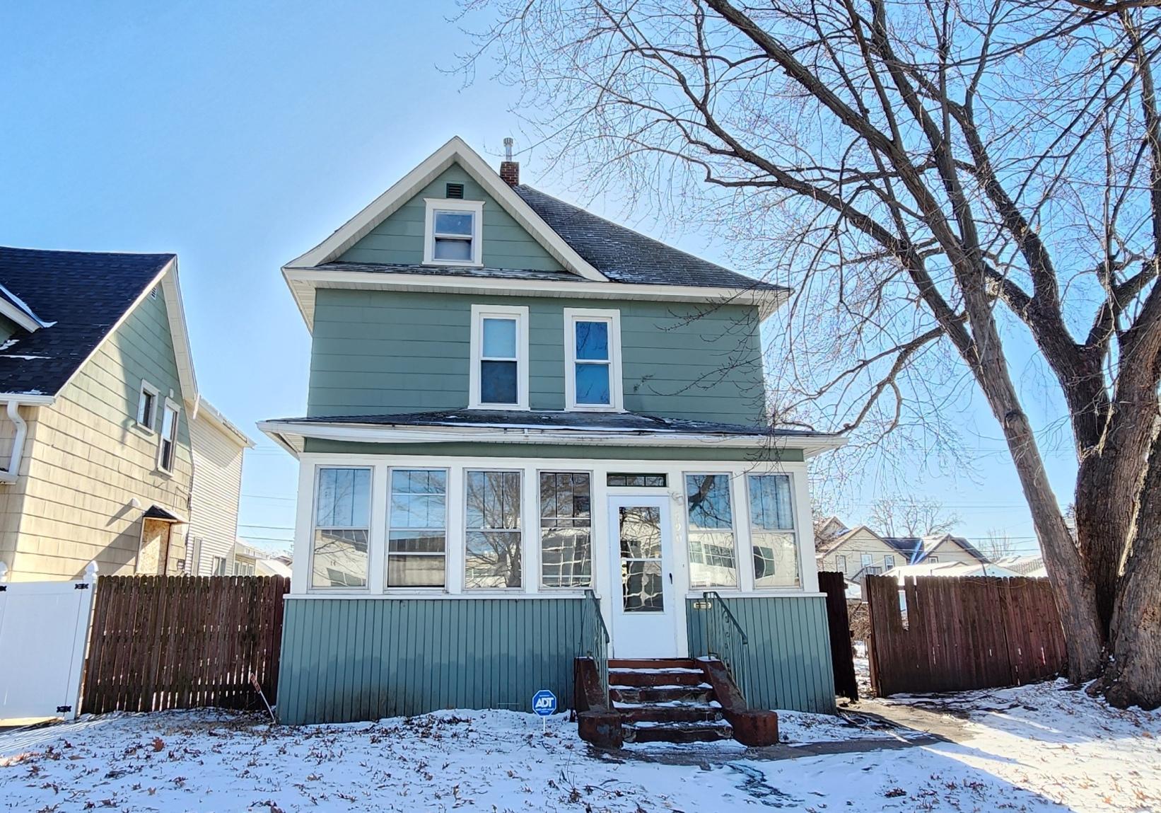 View of Residential at 990 Aurora Avenue, Saint Paul MN 55104, Saint Paul - Mike Wilen | Minnesota Team Real Estate