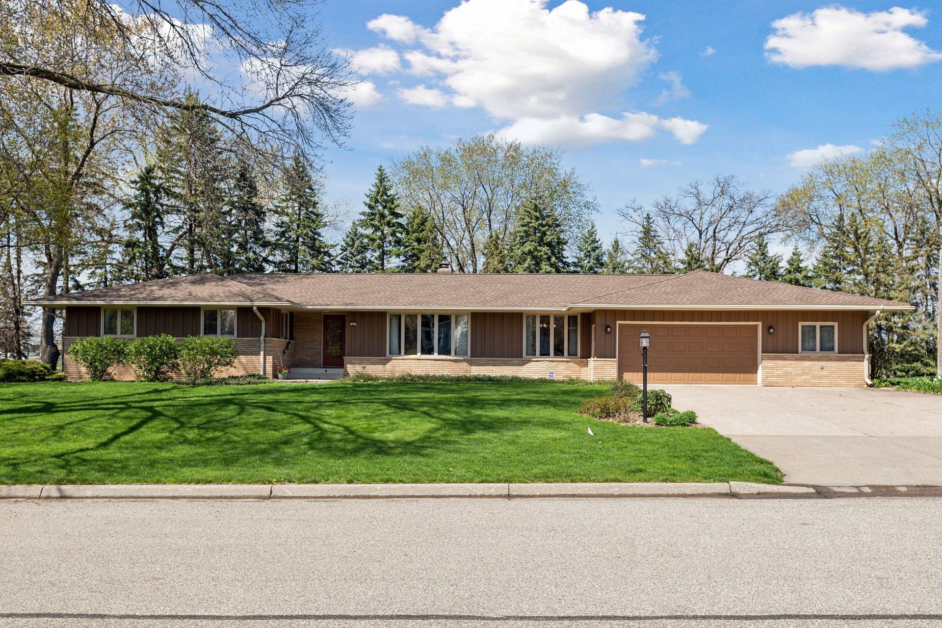 View of Residential at 1897 Gluek Lane, Roseville MN 55113, Roseville - Mike Wilen | Minnesota Team Real Estate