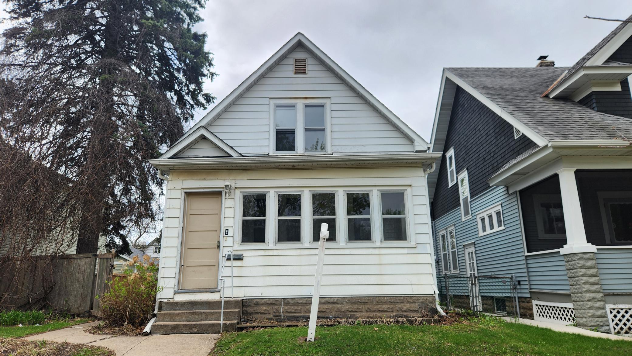 View of Residential at 990 3rd Street, Saint Paul MN 55106, Saint Paul - Mike Wilen | Minnesota Team Real Estate