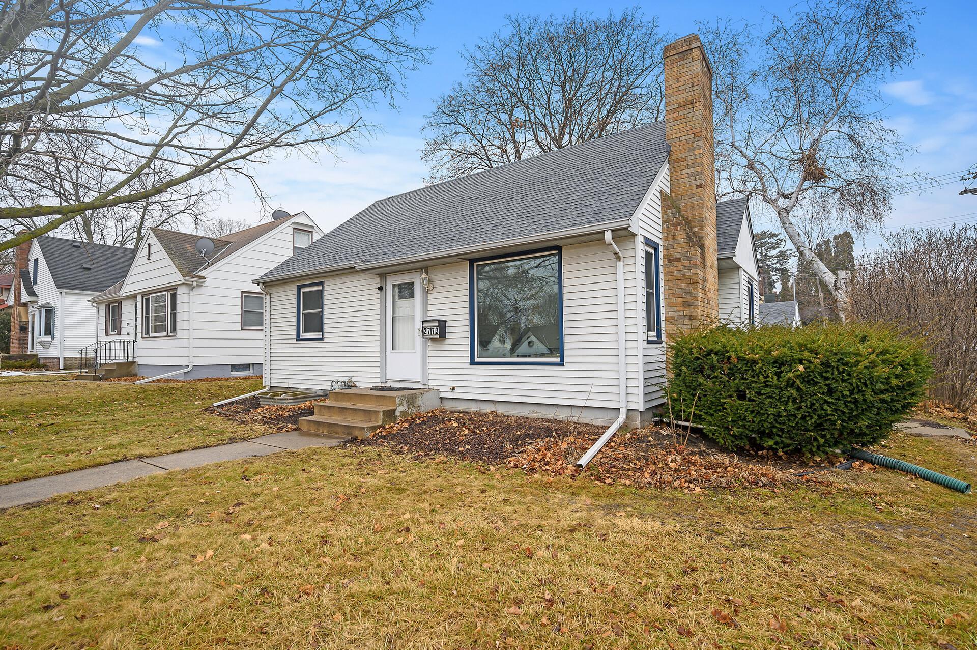 View of Residential at 2773 Zenith Avenue, Robbinsdale MN 55422, Robbinsdale - Mike Wilen | Minnesota Team Real Estate