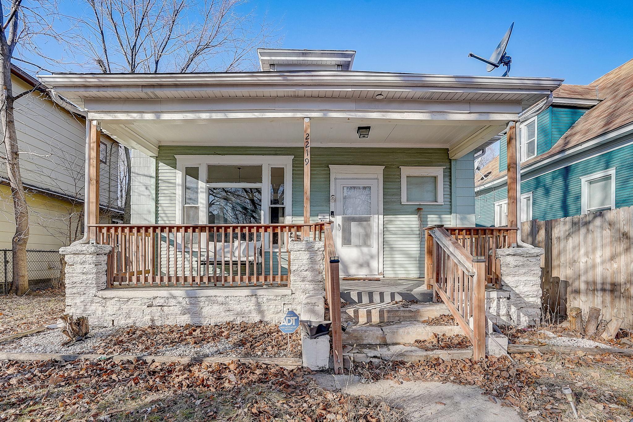 View of Residential at 2219 6th Street, Minneapolis MN 55411, Minneapolis - Mike Wilen | Minnesota Team Real Estate