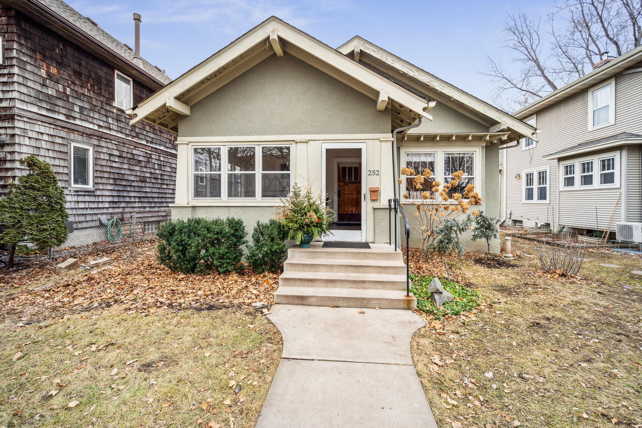 View of Residential at 252 Sheridan Avenue, Minneapolis MN 55405, Minneapolis - Mike Wilen | Minnesota Team Real Estate