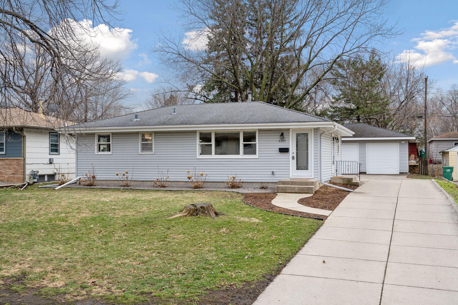 View of Residential at 6807 35th Avenue, Crystal MN 55427, Crystal - Mike Wilen | Minnesota Team Real Estate