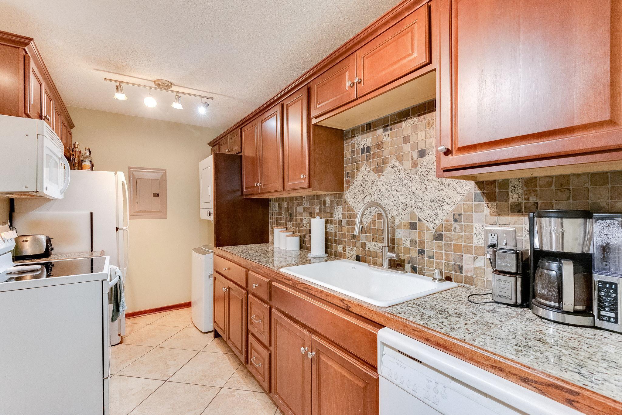 View of Residential at 2557 Unity Avenue, Golden Valley MN 55422, Golden Valley - Mike Wilen | Minnesota Team Real Estate