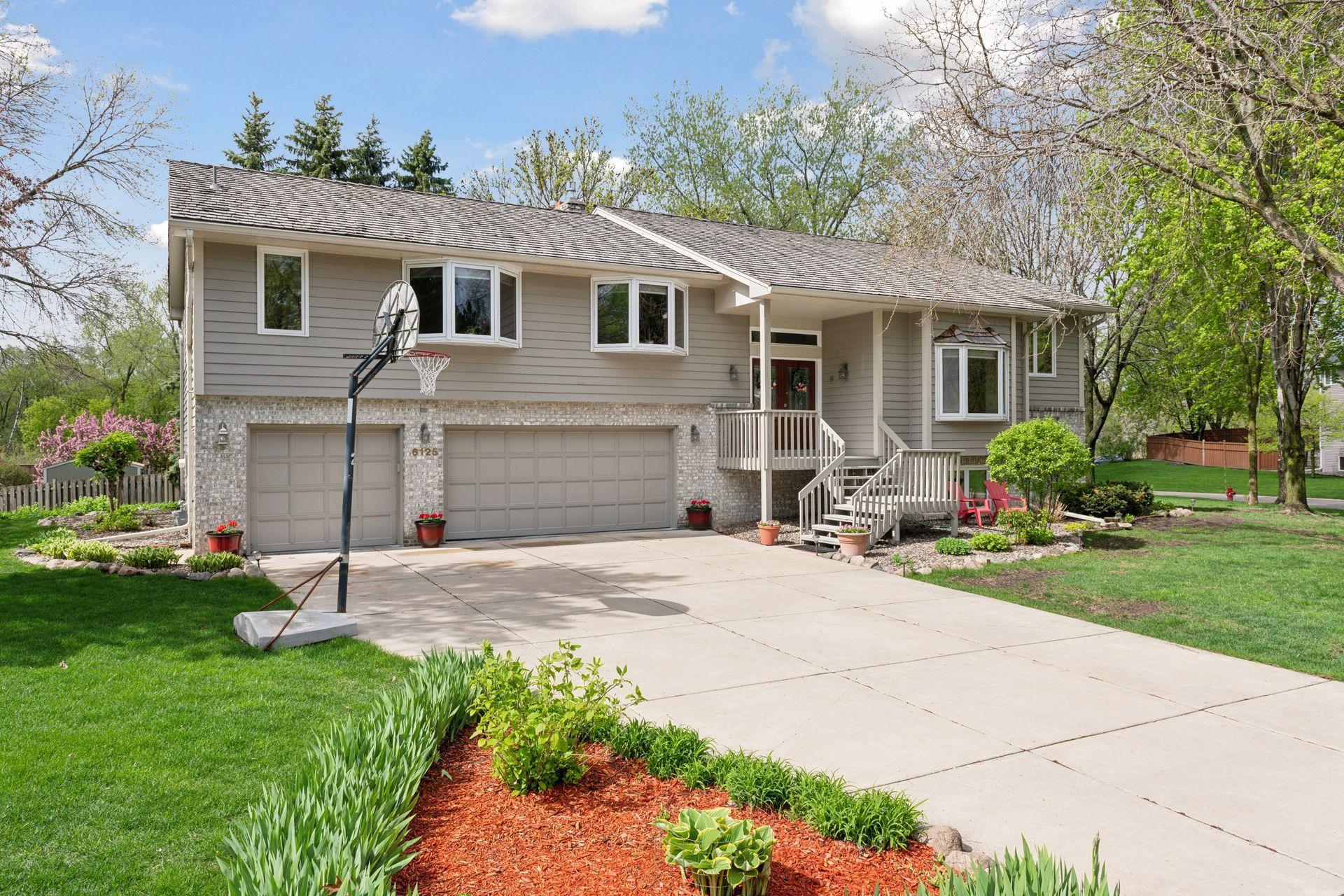 View of Residential at 6125 Sherman Circle, Edina MN 55436, Edina - Mike Wilen | Minnesota Team Real Estate