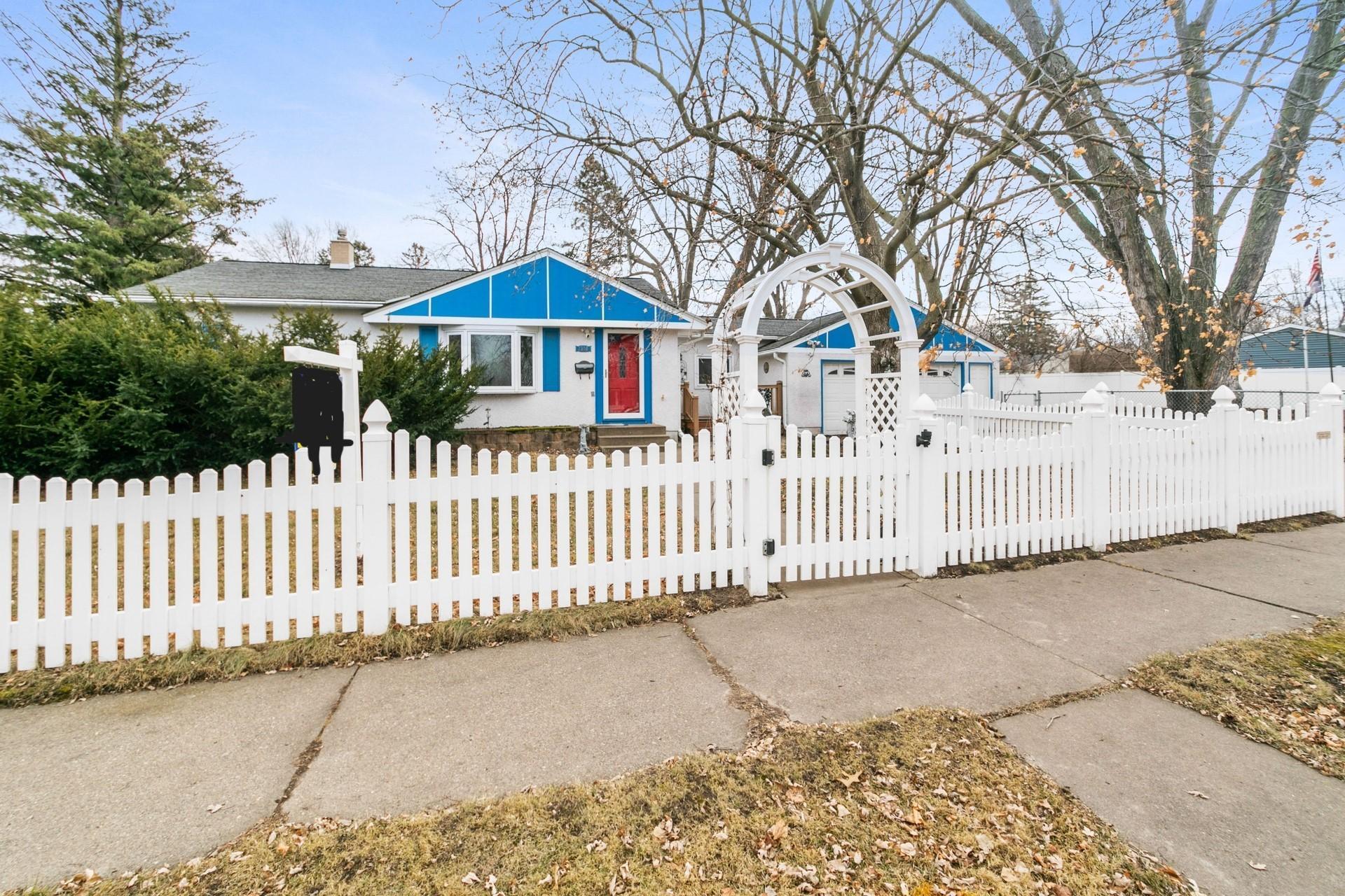View of Residential at 2380 Nokomis Avenue, Saint Paul MN 55119, Saint Paul - Mike Wilen | Minnesota Team Real Estate
