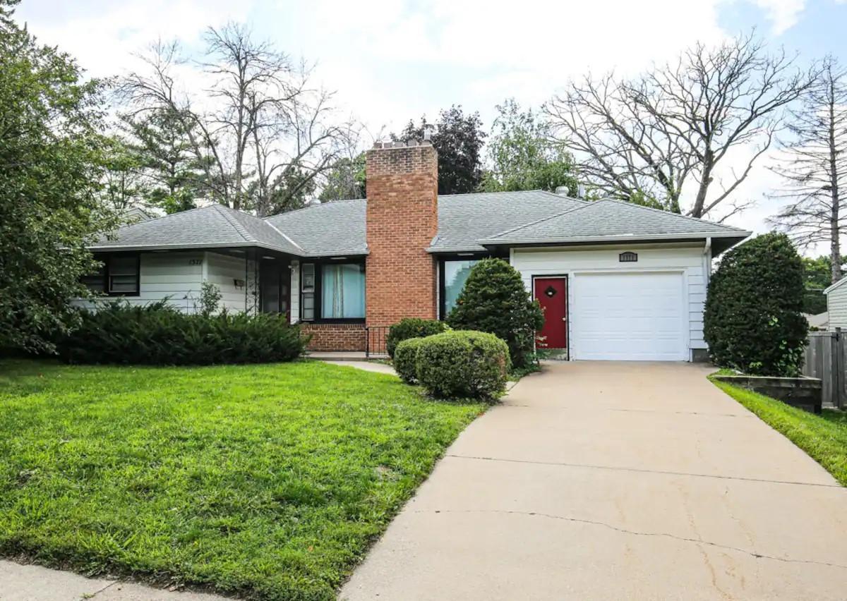 View of Residential at 1371 Prior Avenue, Saint Paul MN 55116, Saint Paul - Mike Wilen | Minnesota Team Real Estate