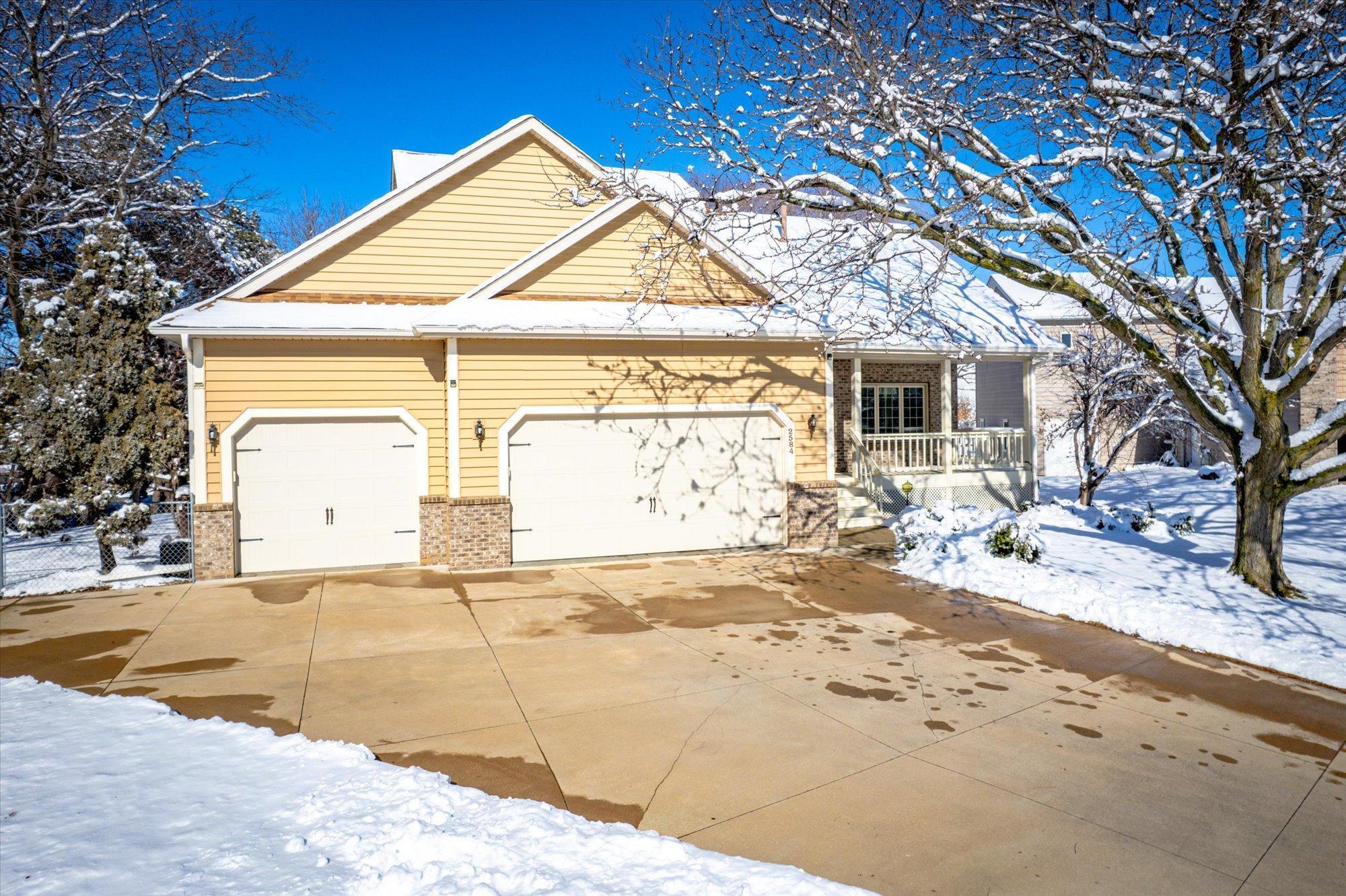 View of Residential at 2584 Horseshoe Lane, Woodbury MN 55125, Woodbury - Mike Wilen | Minnesota Team Real Estate