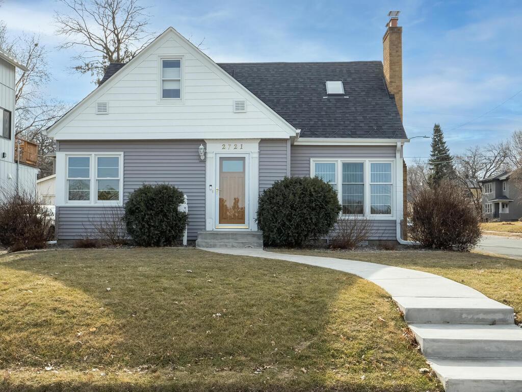 View of Residential at 2721 Glenwood Avenue, Minneapolis MN 55405, Minneapolis - Mike Wilen | Minnesota Team Real Estate