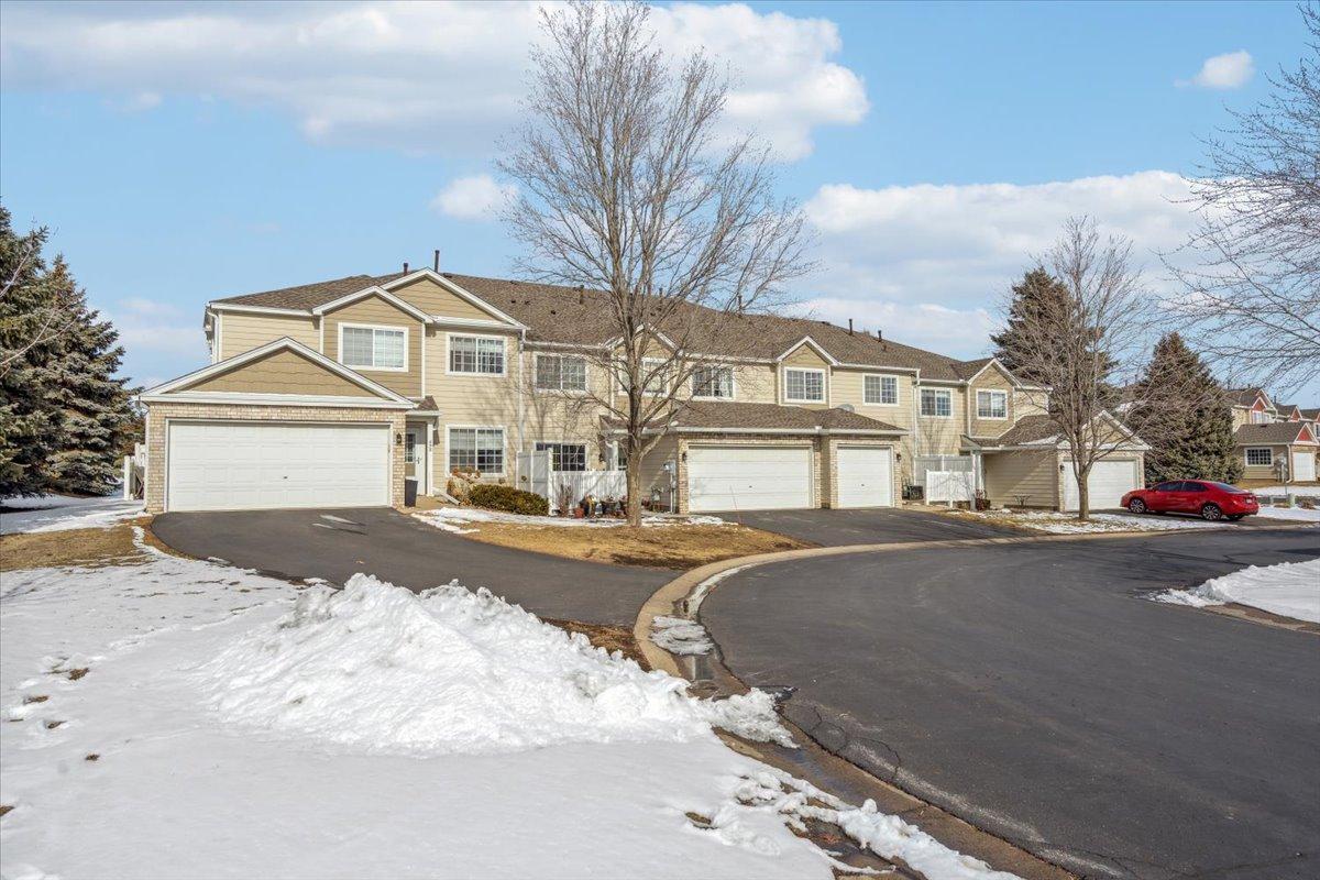 View of Residential at 594 Mariner Way, Woodbury MN 55129, Woodbury - Mike Wilen | Minnesota Team Real Estate