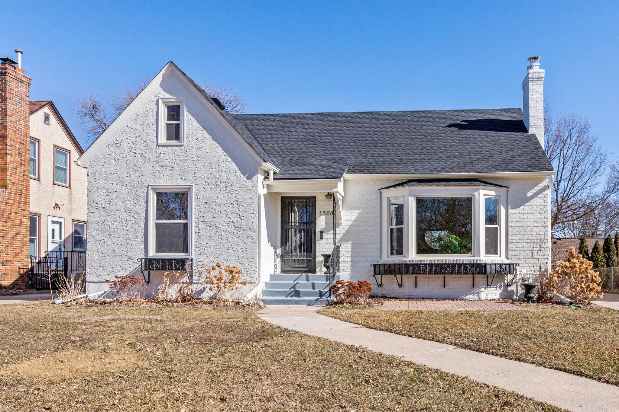 View of Residential at 1328 Victoria Street, Saint Paul MN 55117, Saint Paul - Mike Wilen | Minnesota Team Real Estate