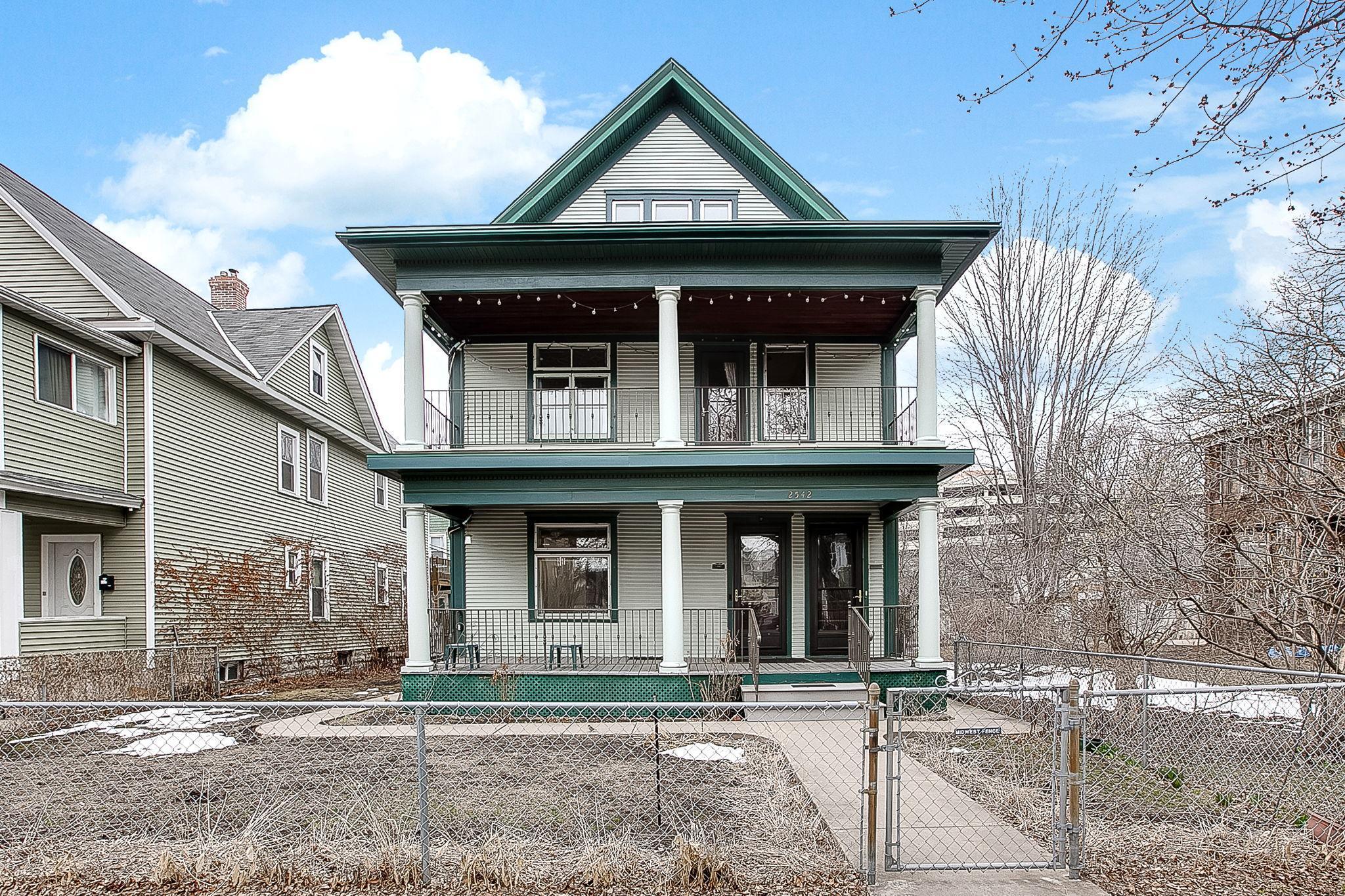 View of Residential Income at 2542 11th Avenue, Minneapolis MN 55404, Minneapolis - Mike Wilen | Minnesota Team Real Estate