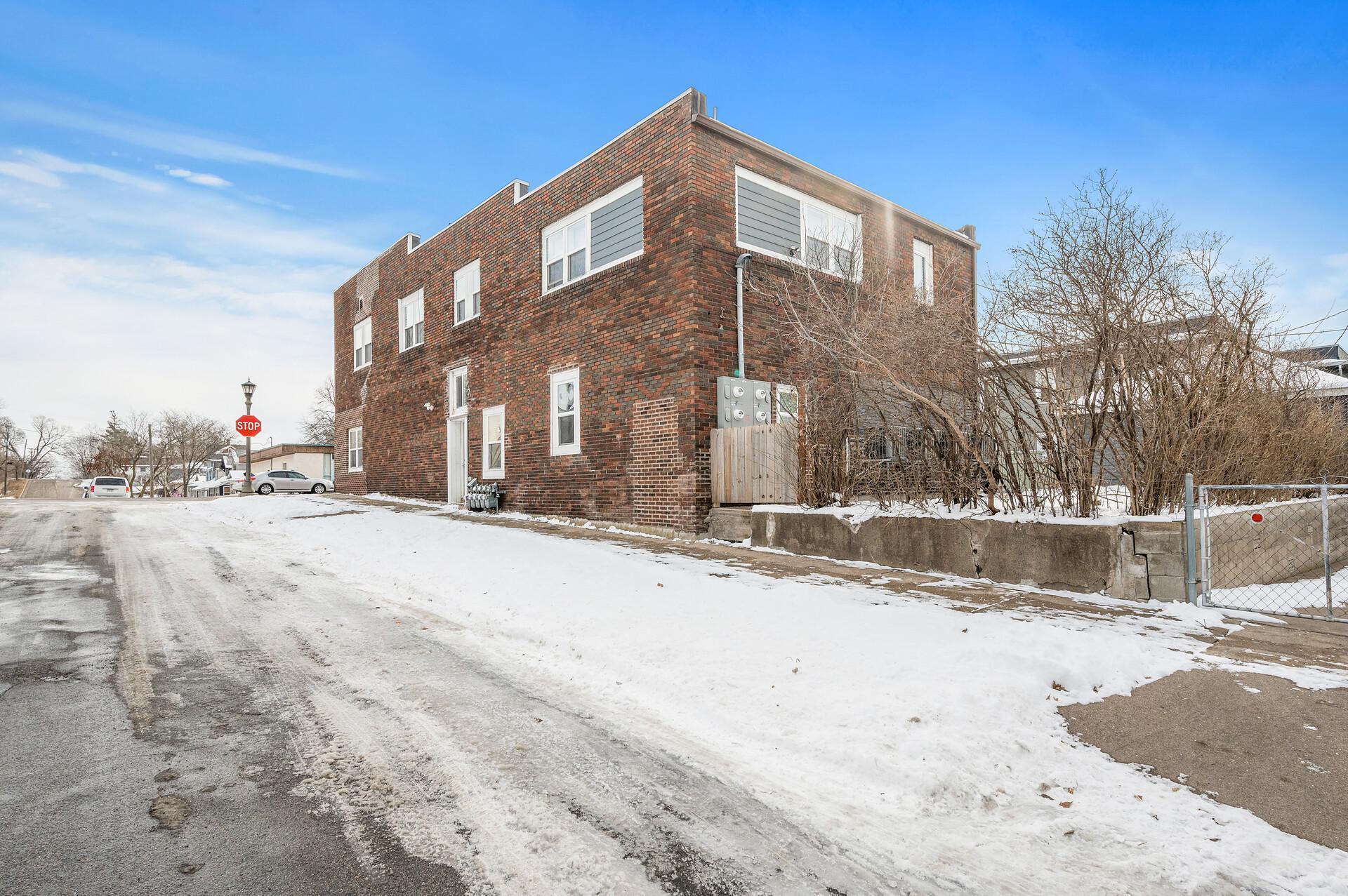 View of Residential Income at 1051 Arkwright Street, Saint Paul MN 55130, Saint Paul - Mike Wilen | Minnesota Team Real Estate