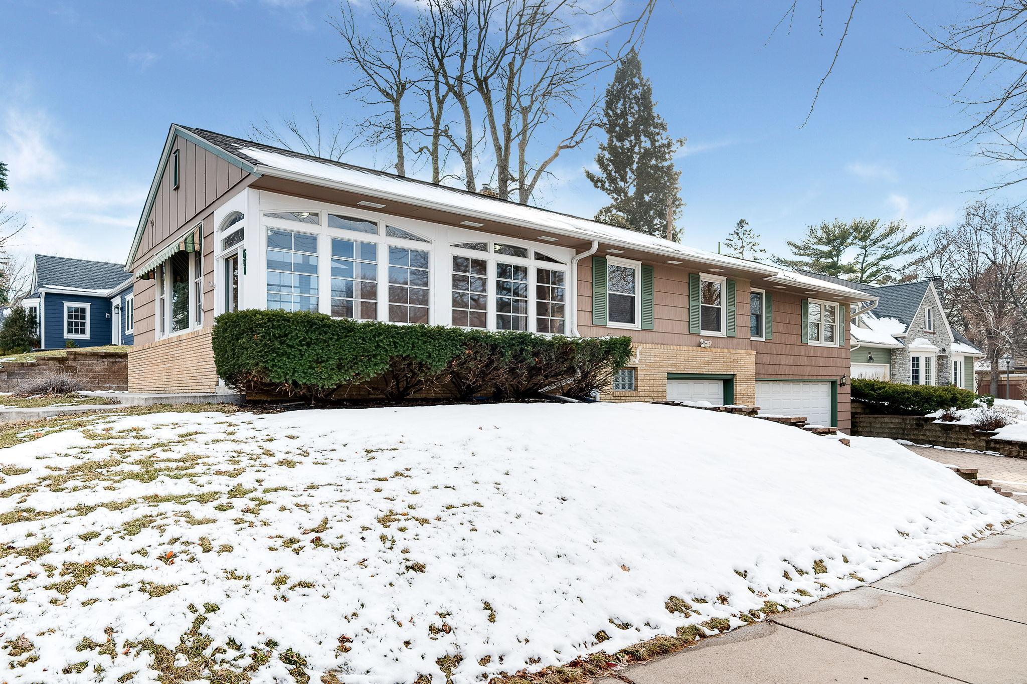 View of Residential at 651 Sue Place, Saint Paul MN 55116, Saint Paul - Mike Wilen | Minnesota Team Real Estate