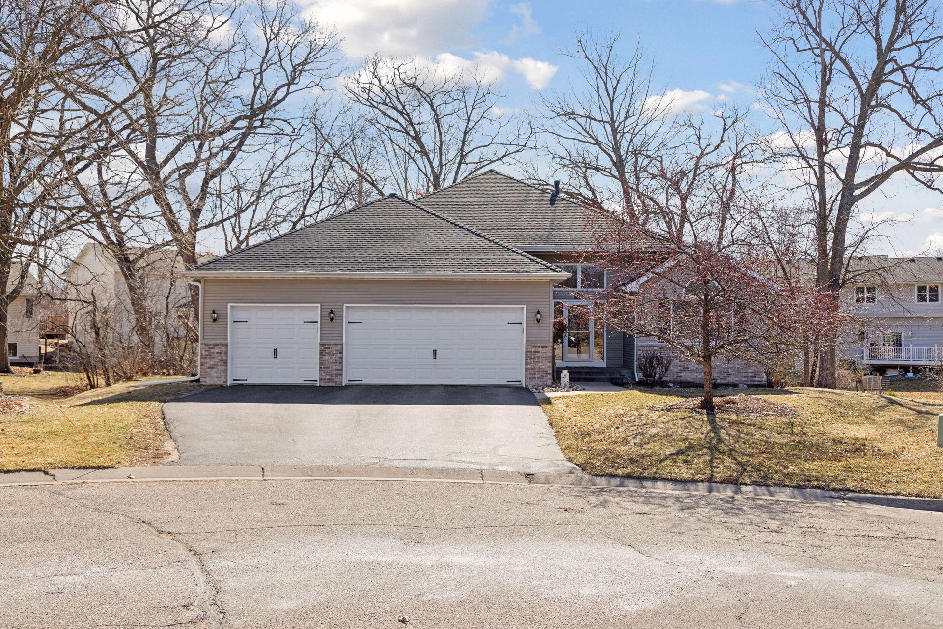 View of Residential at 7113 47th Street Court, Oakdale MN 55128, Oakdale - Mike Wilen | Minnesota Team Real Estate
