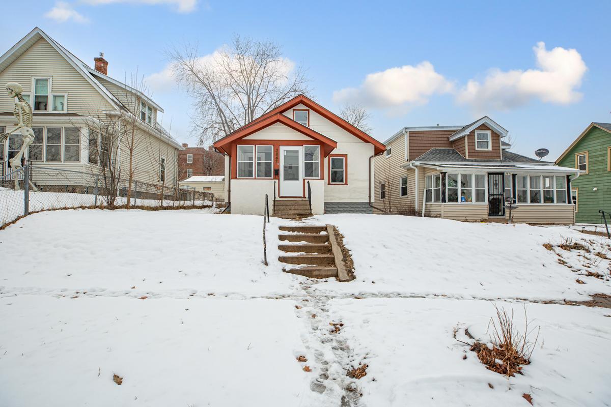 View of Residential at 3847 Dupont Avenue, Minneapolis MN 55412, Minneapolis - Mike Wilen | Minnesota Team Real Estate