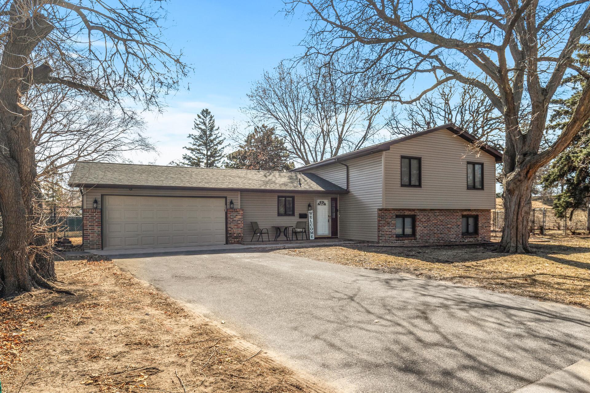 View of Residential at 509 Lyn Park Lane, Minneapolis MN 55411, Minneapolis - Mike Wilen | Minnesota Team Real Estate