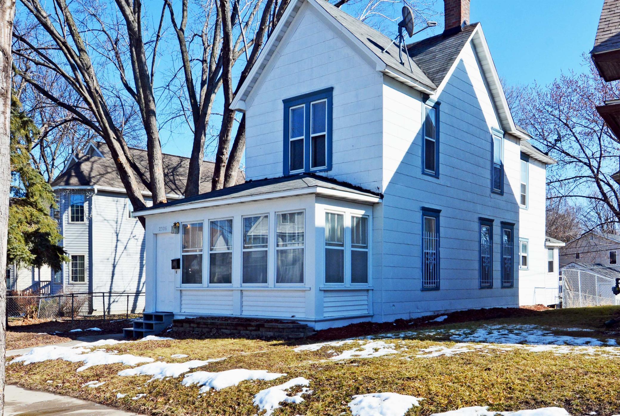 View of Residential at 2306 James Avenue, Minneapolis MN 55411, Minneapolis - Mike Wilen | Minnesota Team Real Estate