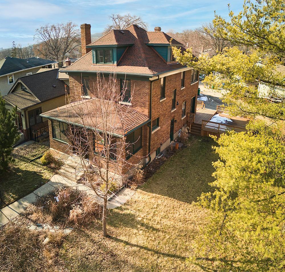 View of Residential at 604 Cedar Lake Road, Minneapolis MN 55405, Minneapolis - Mike Wilen | Minnesota Team Real Estate