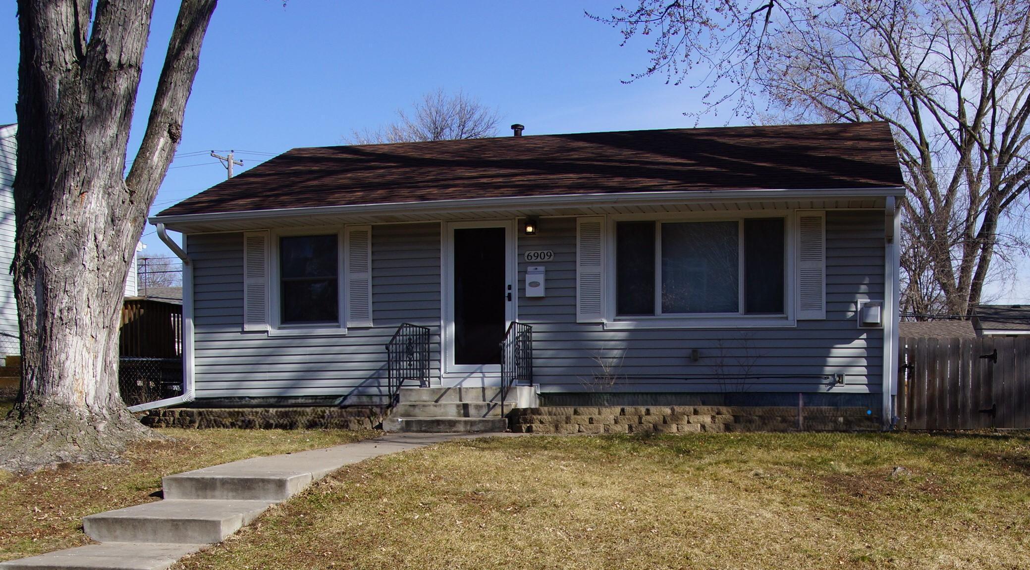View of Residential at 6909 Xerxes Avenue, Richfield MN 55423, Richfield - Mike Wilen | Minnesota Team Real Estate