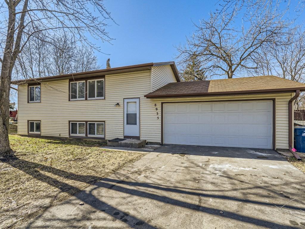 View of Residential at 8935 Vinewood Lane, Maple Grove MN 55369, Maple Grove - Mike Wilen | Minnesota Team Real Estate