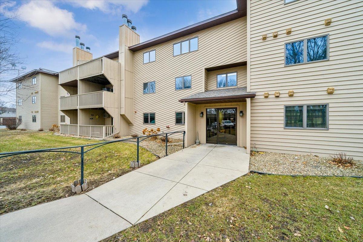 View of Residential at 925 Bahls Drive #106, Hastings MN 55033, Hastings - Mike Wilen | Minnesota Team Real Estate